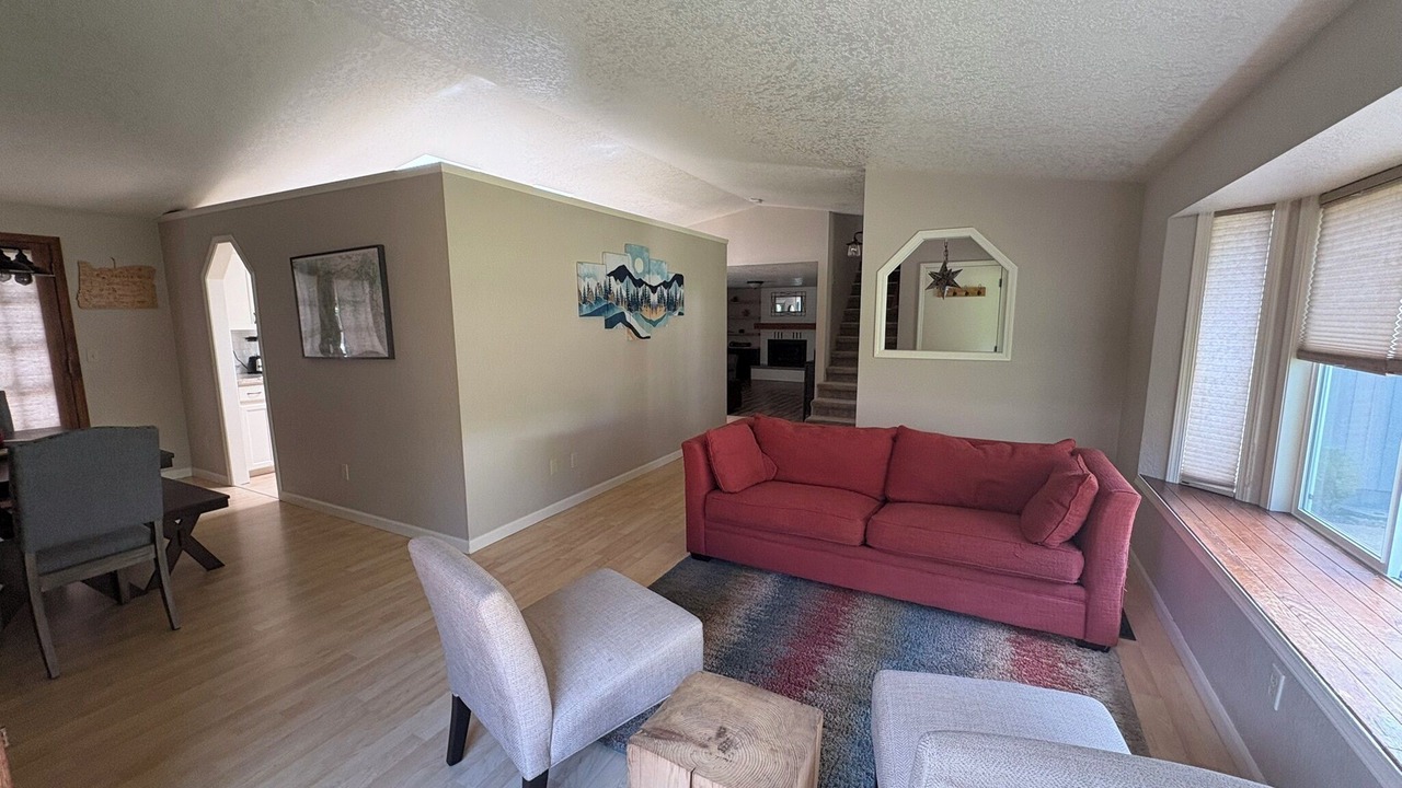 Photo of Livingroom in Sandy