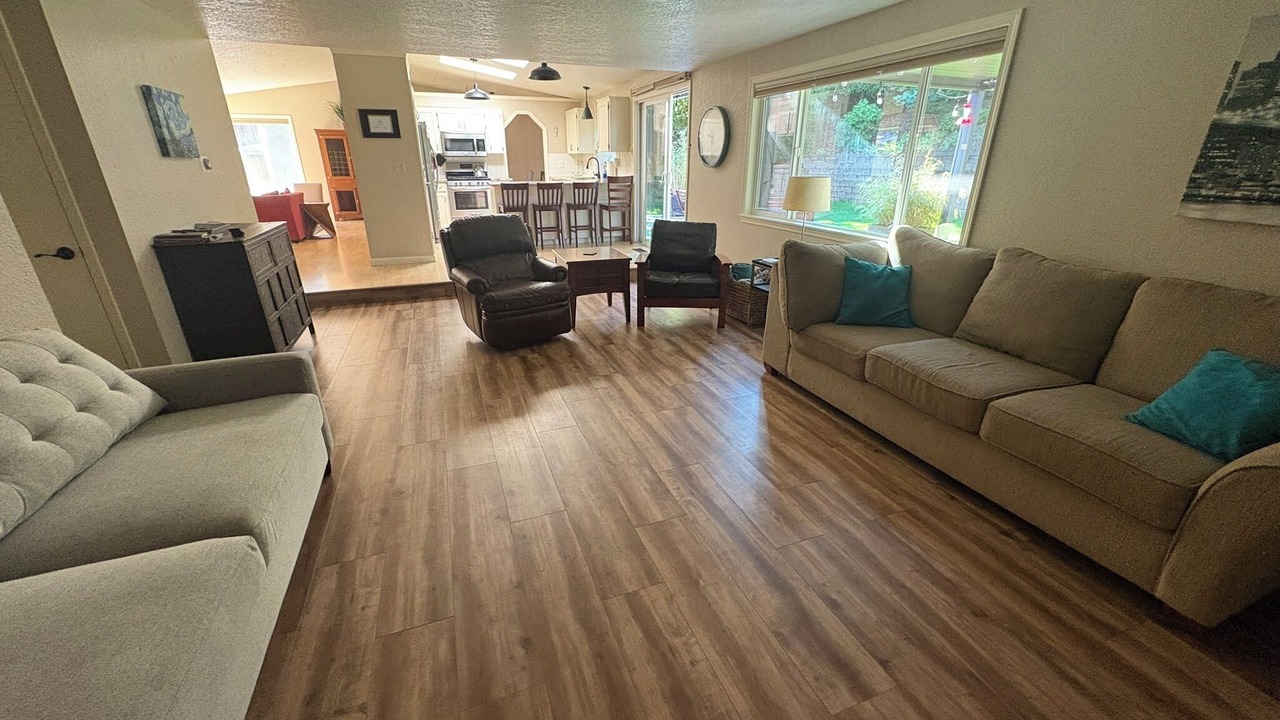 Photo of Livingroom in Sandy