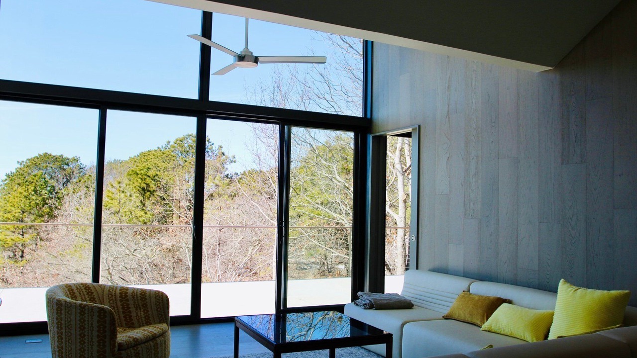 Photo of Livingroom in North Eastham