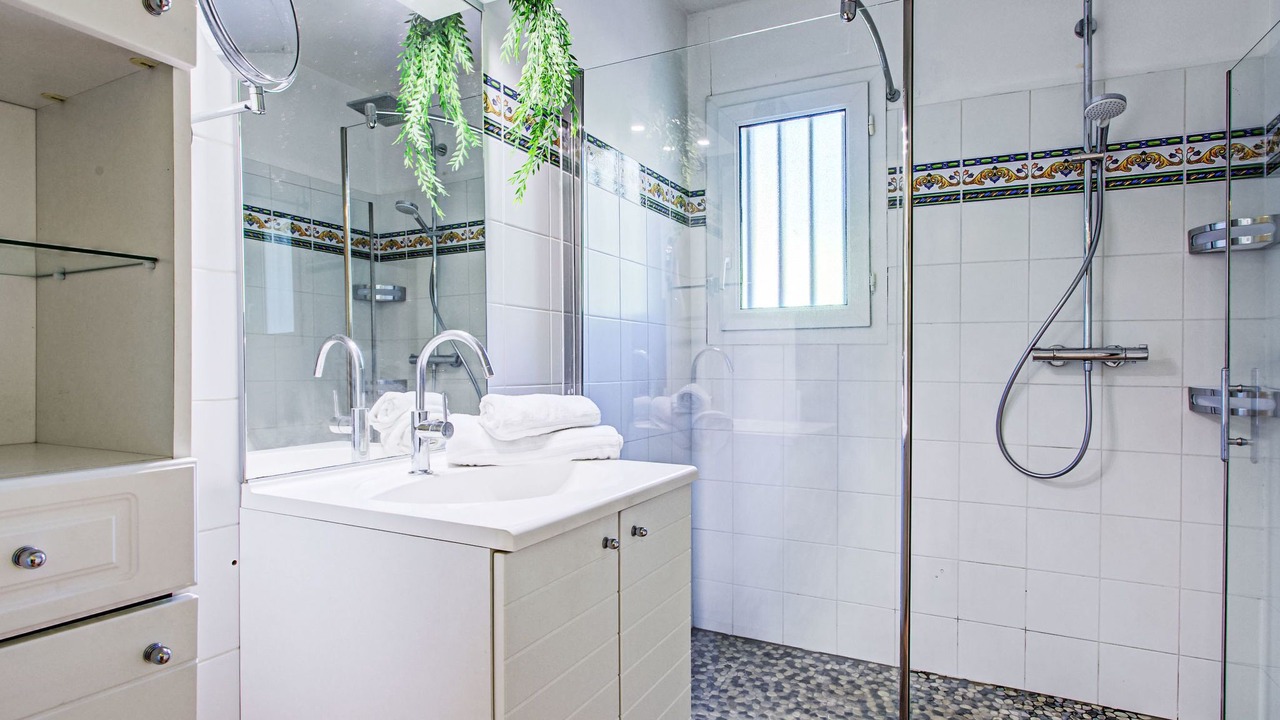 Photo of Bathroom in Montauriol