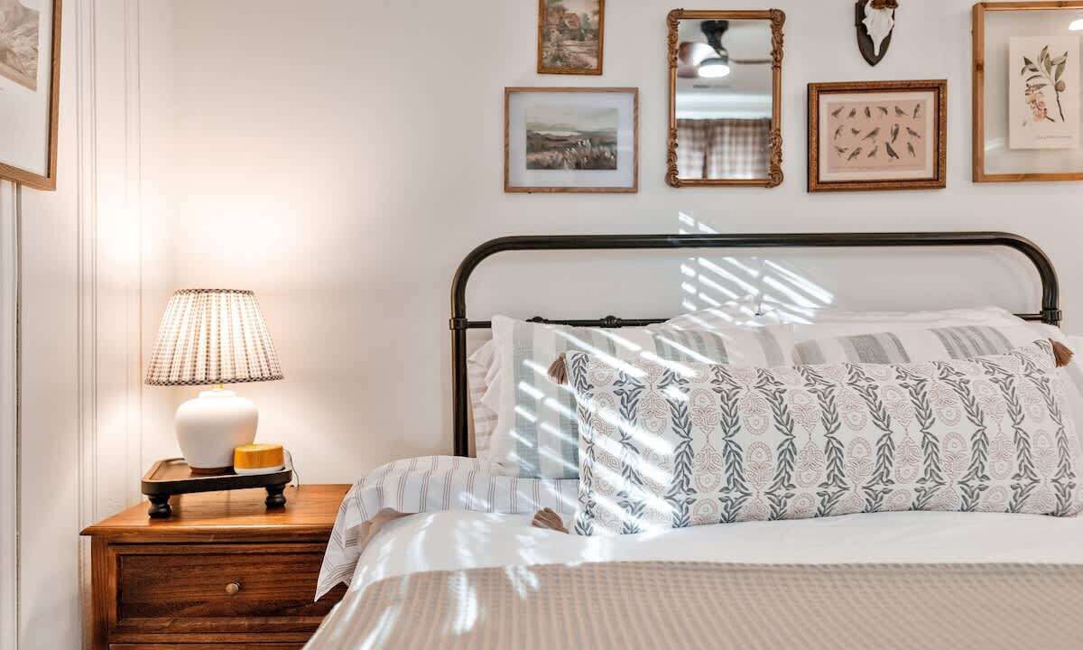 Photo of Bedroom in Lookout Mountain