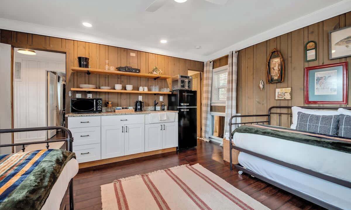 Photo of Bedroom in Lookout Mountain