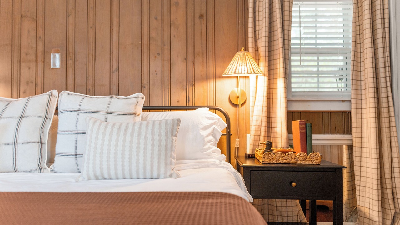 Photo of Bedroom in Lookout Mountain