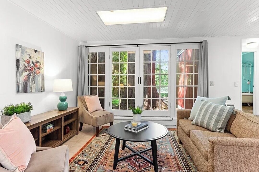 Photo of Livingroom in Sandy