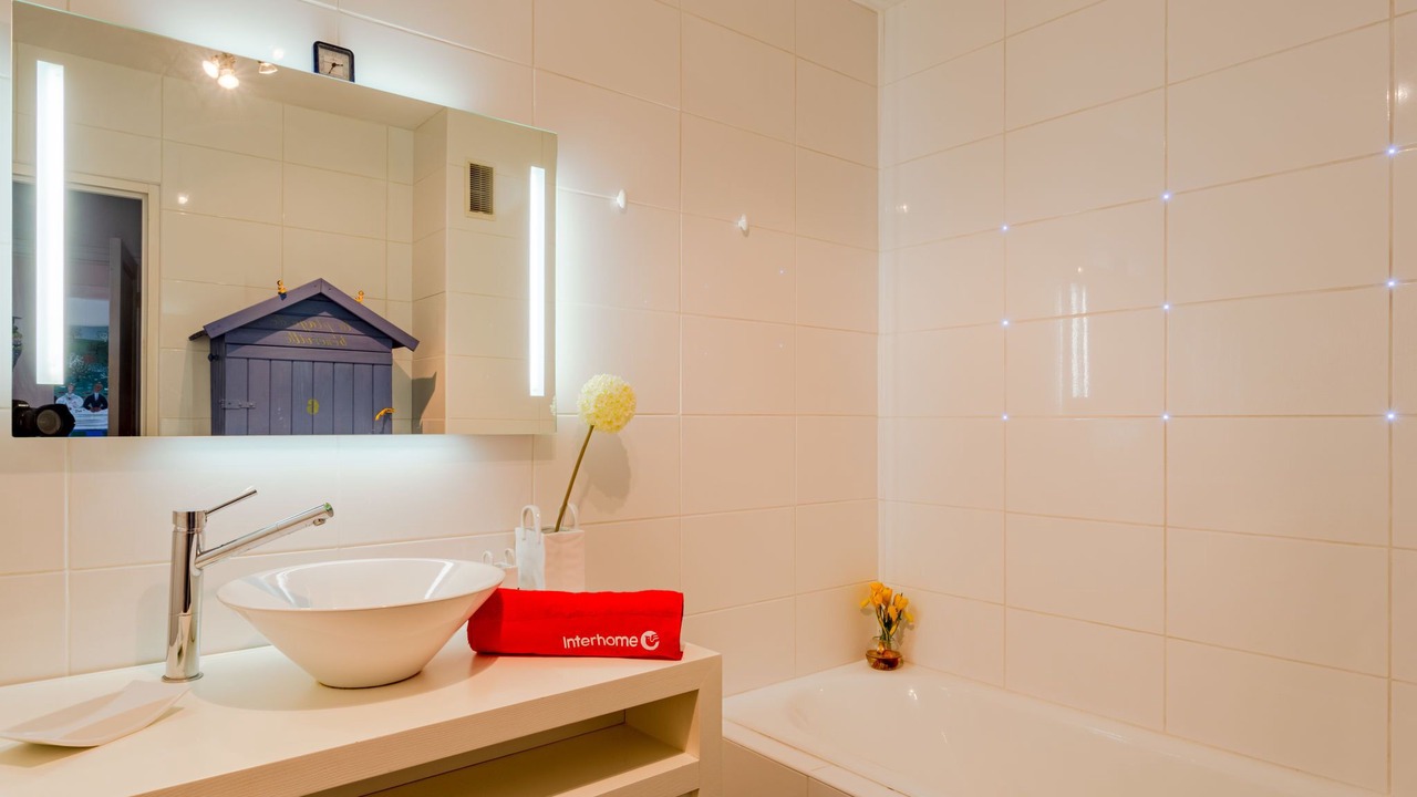 Photo of Bathroom in Benerville-sur-Mer