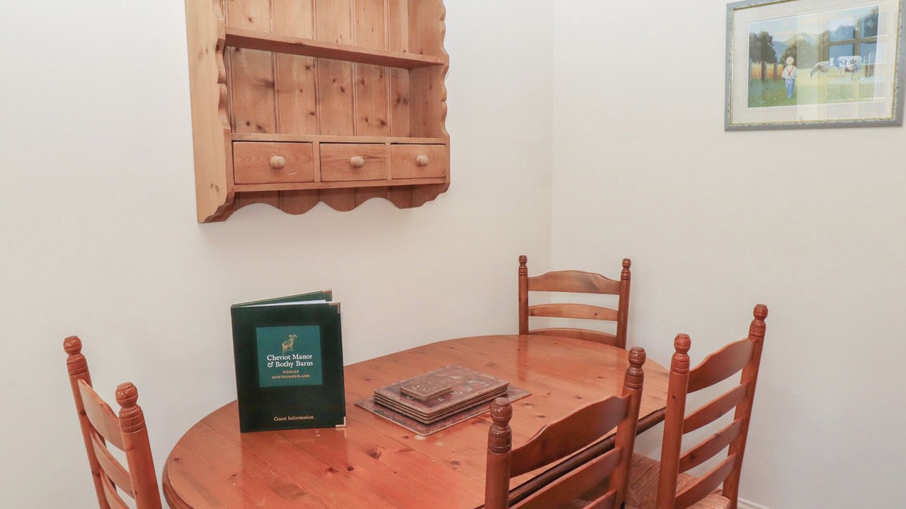 Photo of Others in Akeld