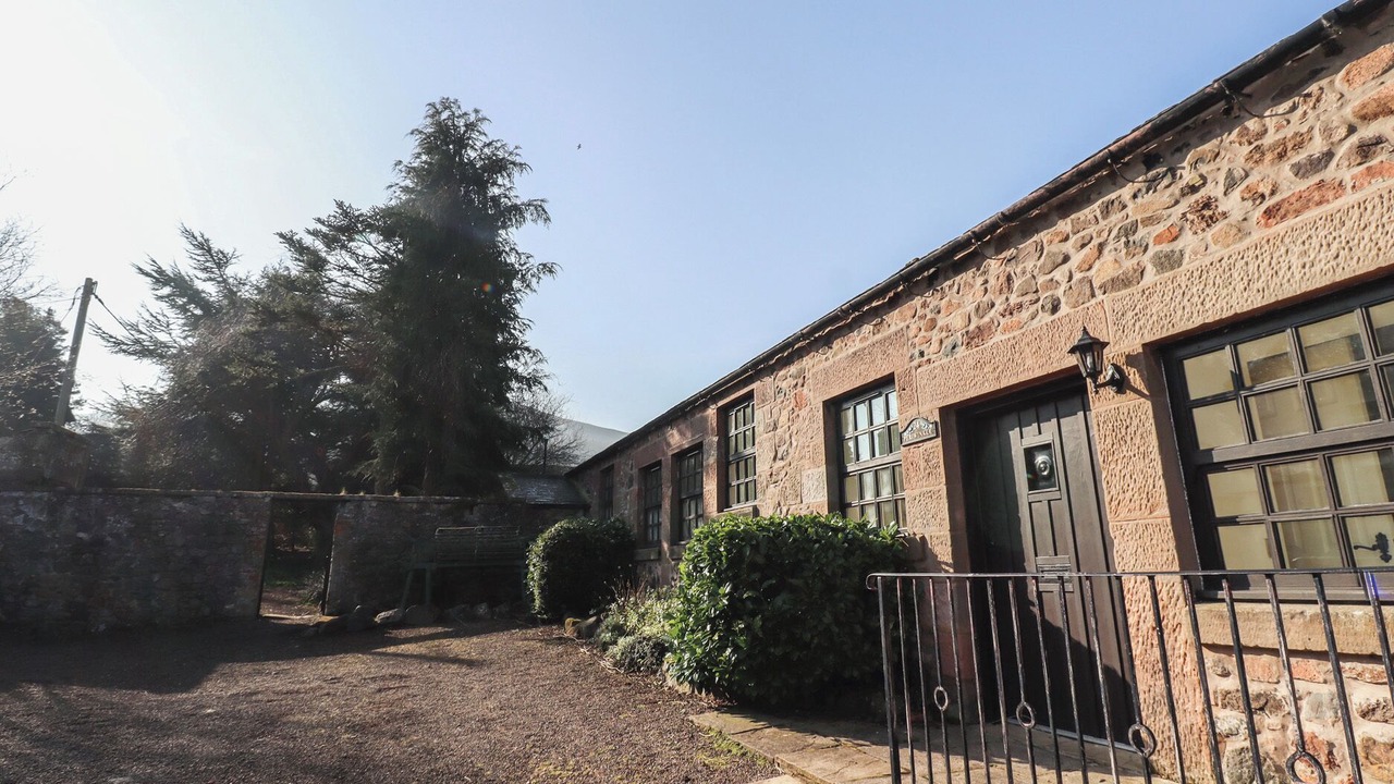 Photo of Outdoor in Akeld