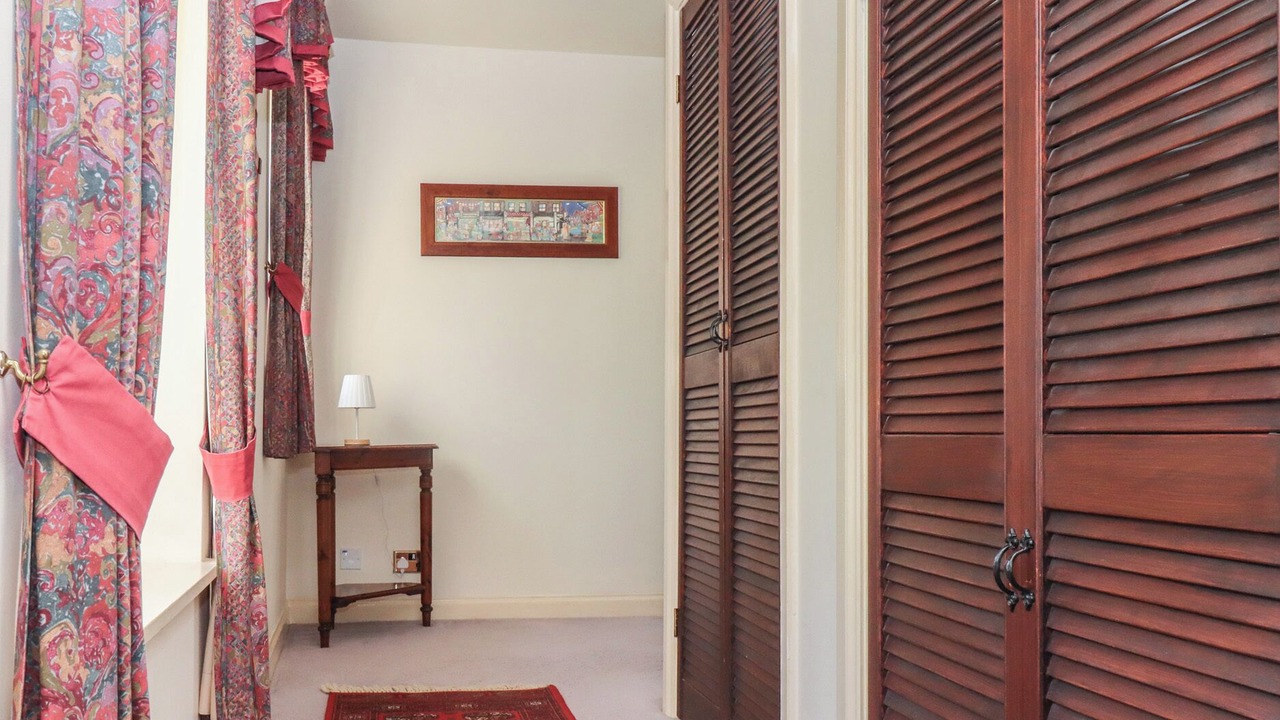 Photo of Others in Akeld