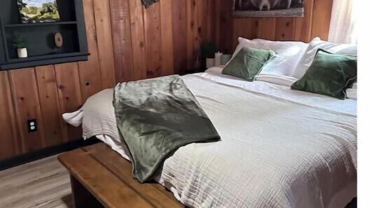 Photo of Bedroom in Harrison