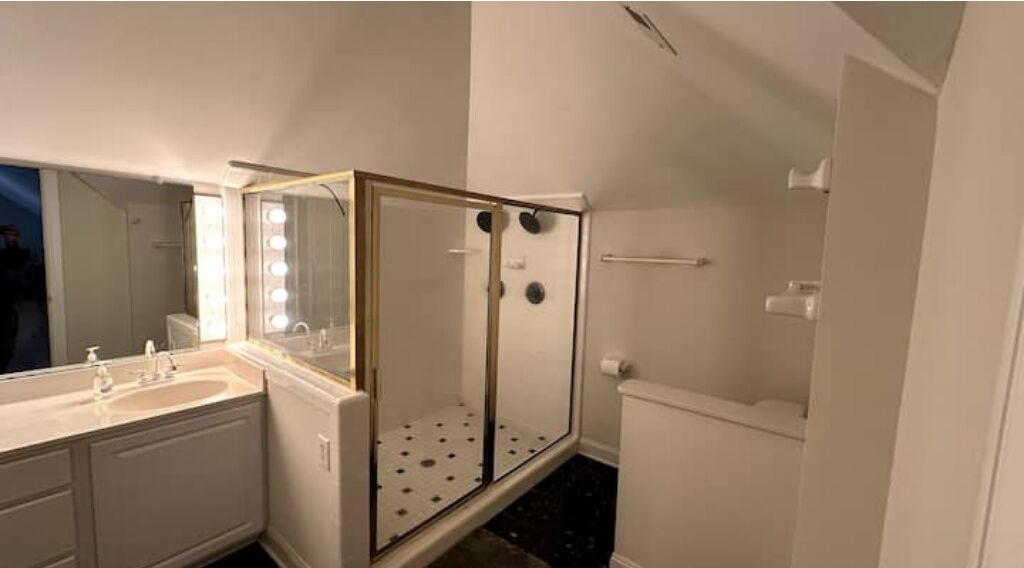 Photo of Bathroom in McCain