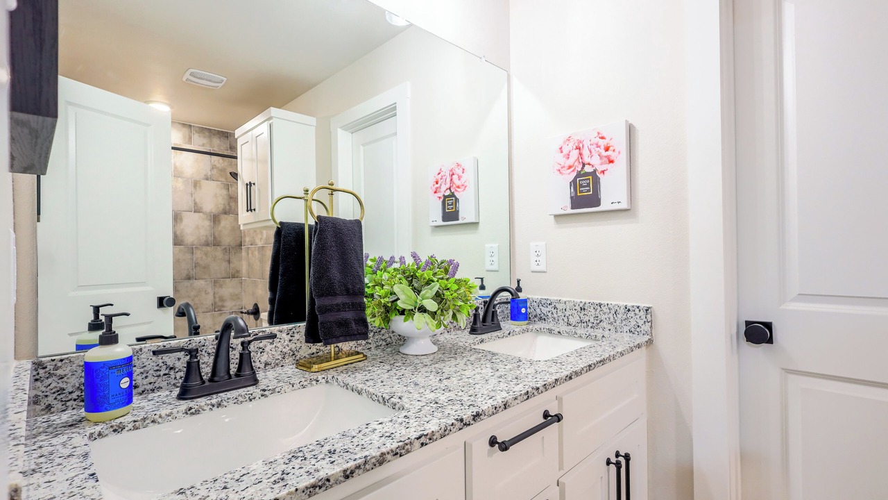 Photo of Bathroom in Belton