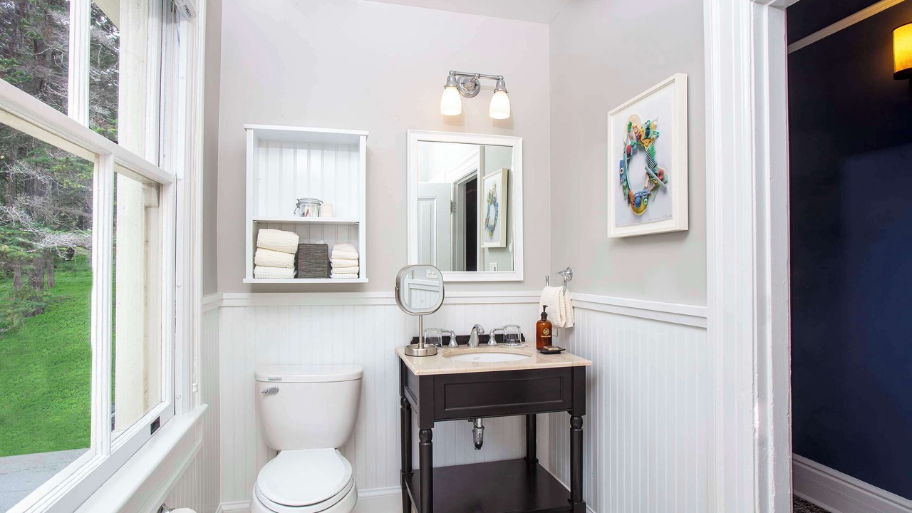 Photo of Bathroom in Sausalito