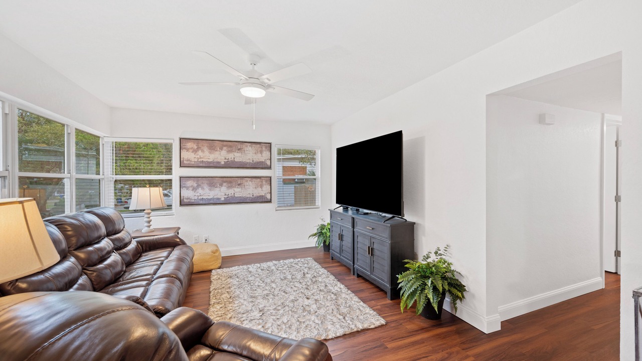 Photo of Livingroom in Lakeland