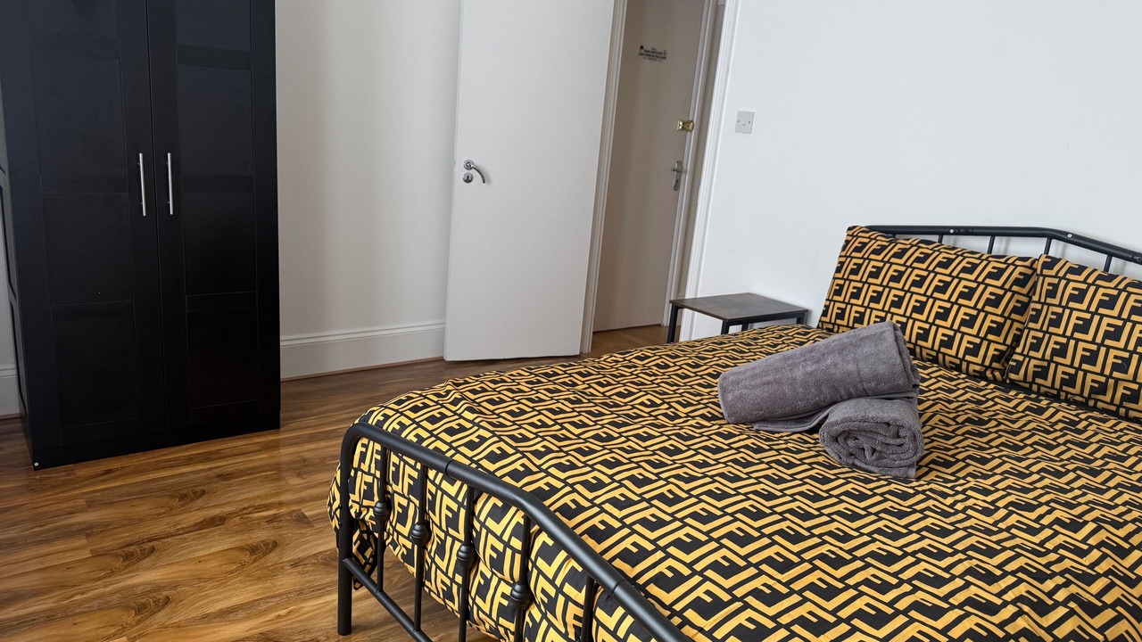 Photo of Others in Charlton