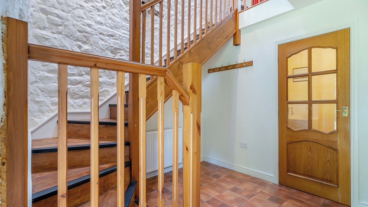 Photo of Others in Wing