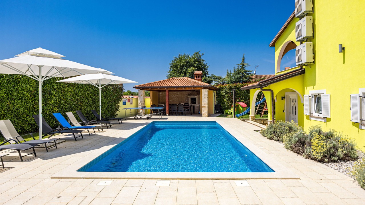 Photo of Outdoor in Musalez