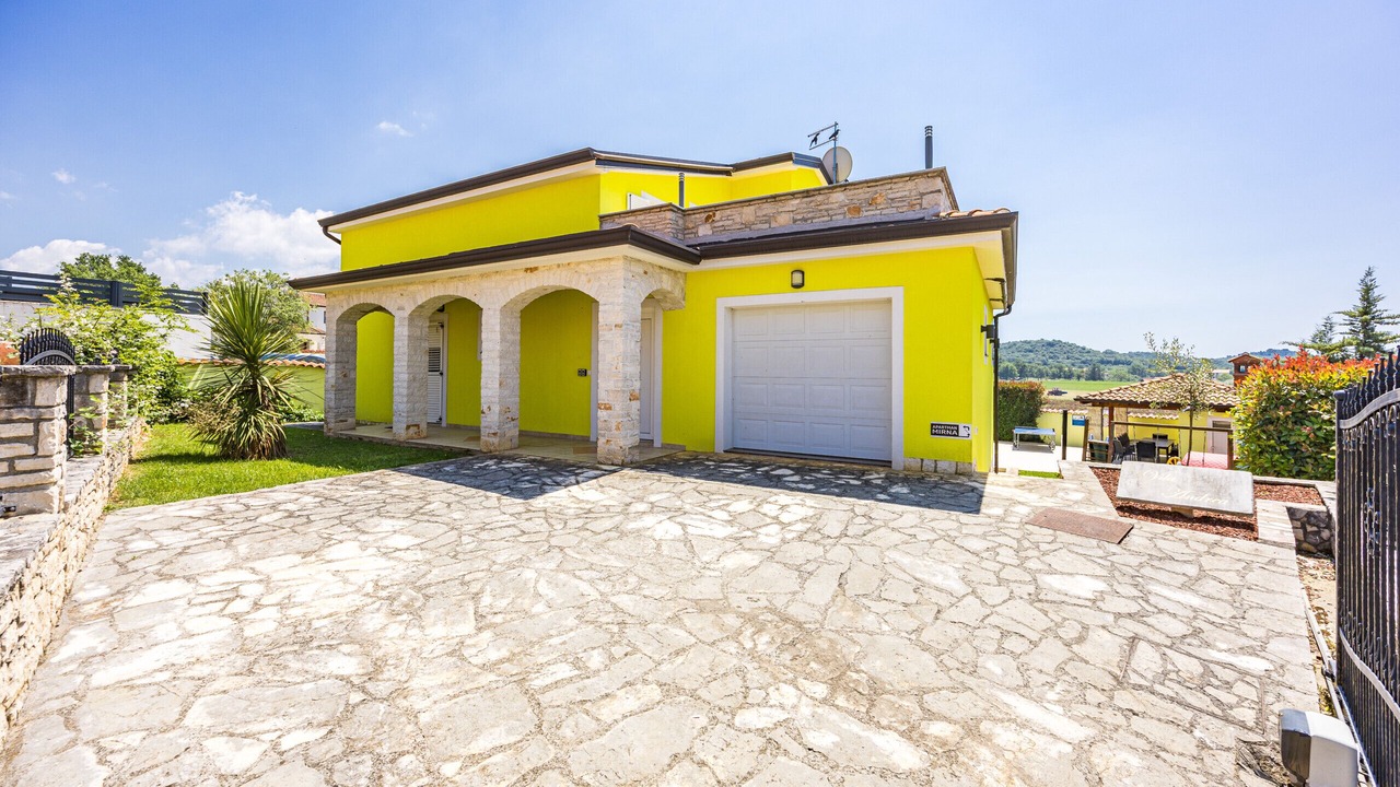 Photo of Outdoor in Musalez