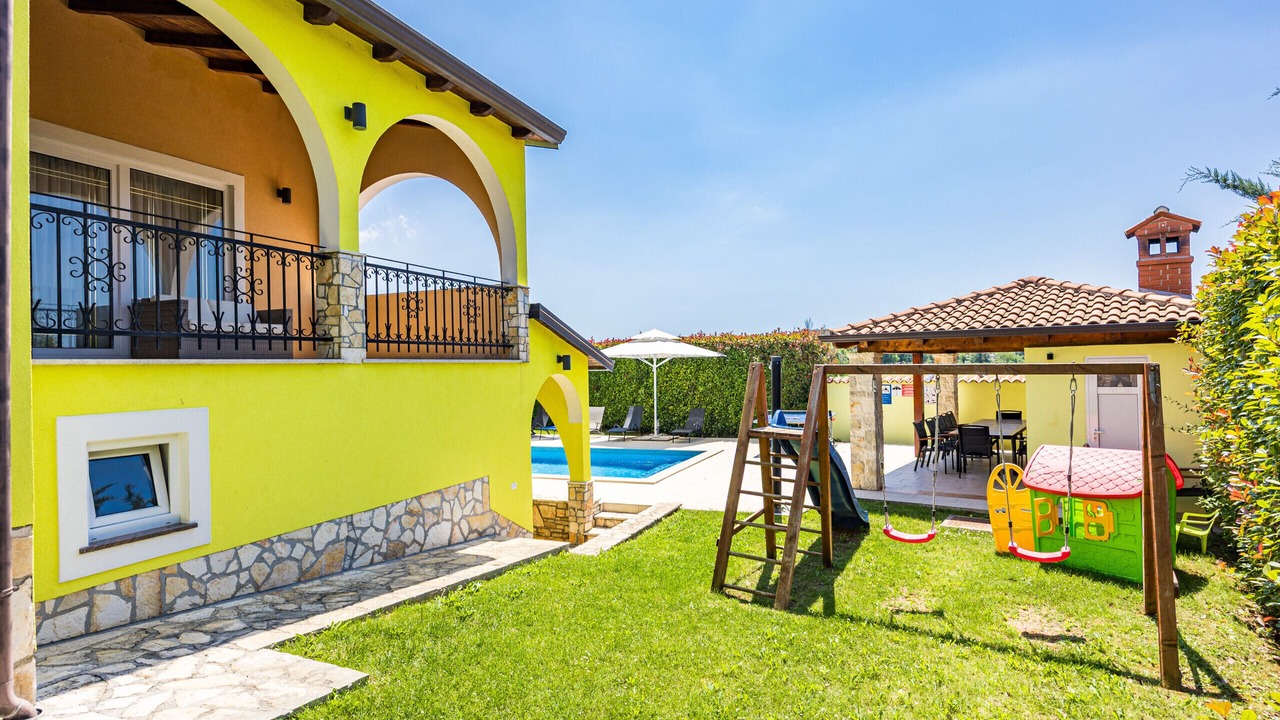 Photo of Outdoor in Musalez