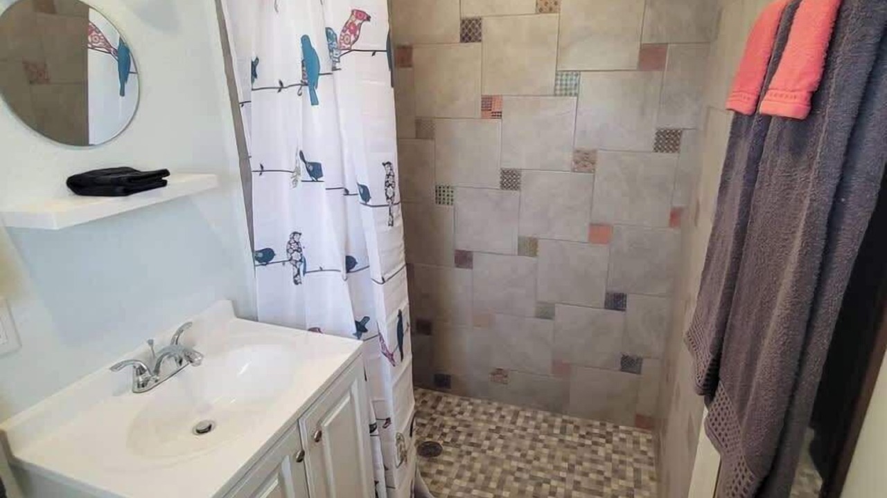 Photo of Bathroom in Brewster County