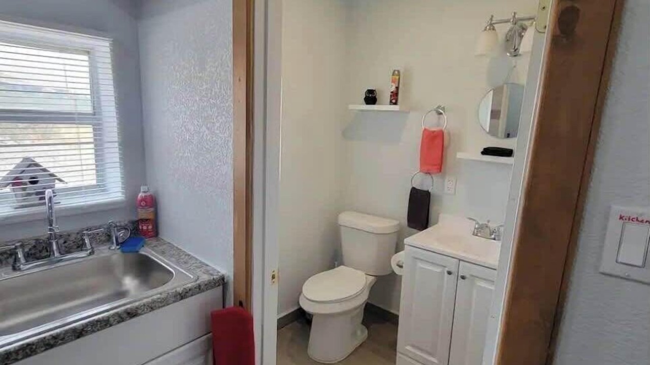 Photo of Bathroom in Brewster County