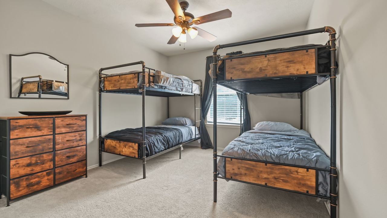 Photo of Bedroom in Humble