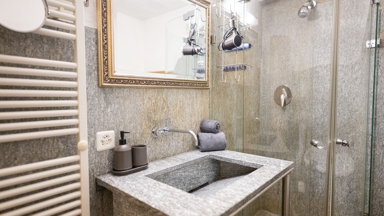 Photo of Bathroom in Sent