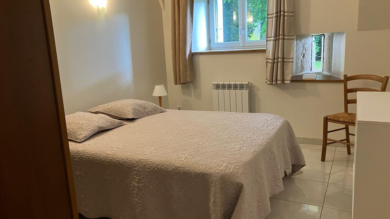 Photo of Bedroom in Tour-de-Faure