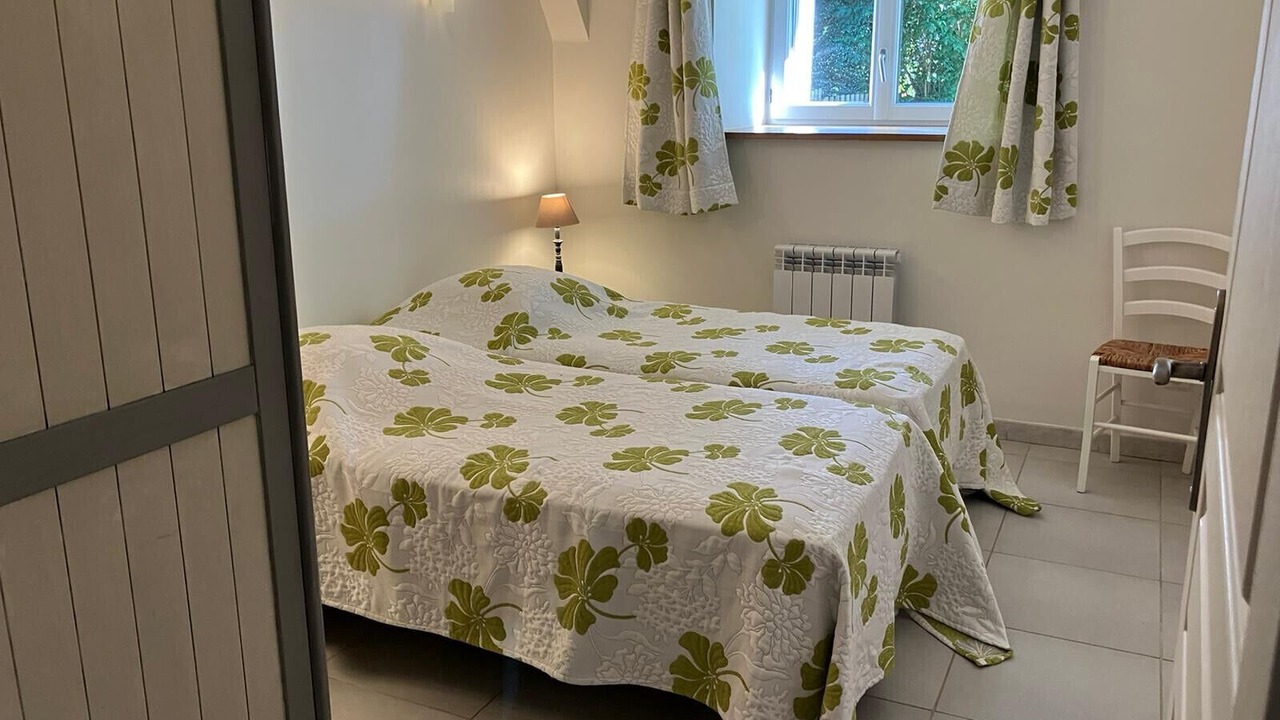 Photo of Bedroom in Tour-de-Faure