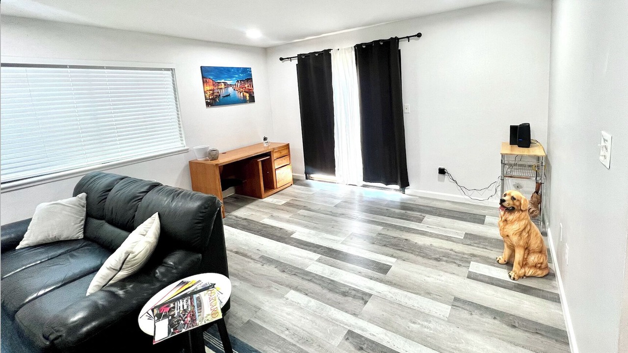 Photo of Livingroom in Bakersfield
