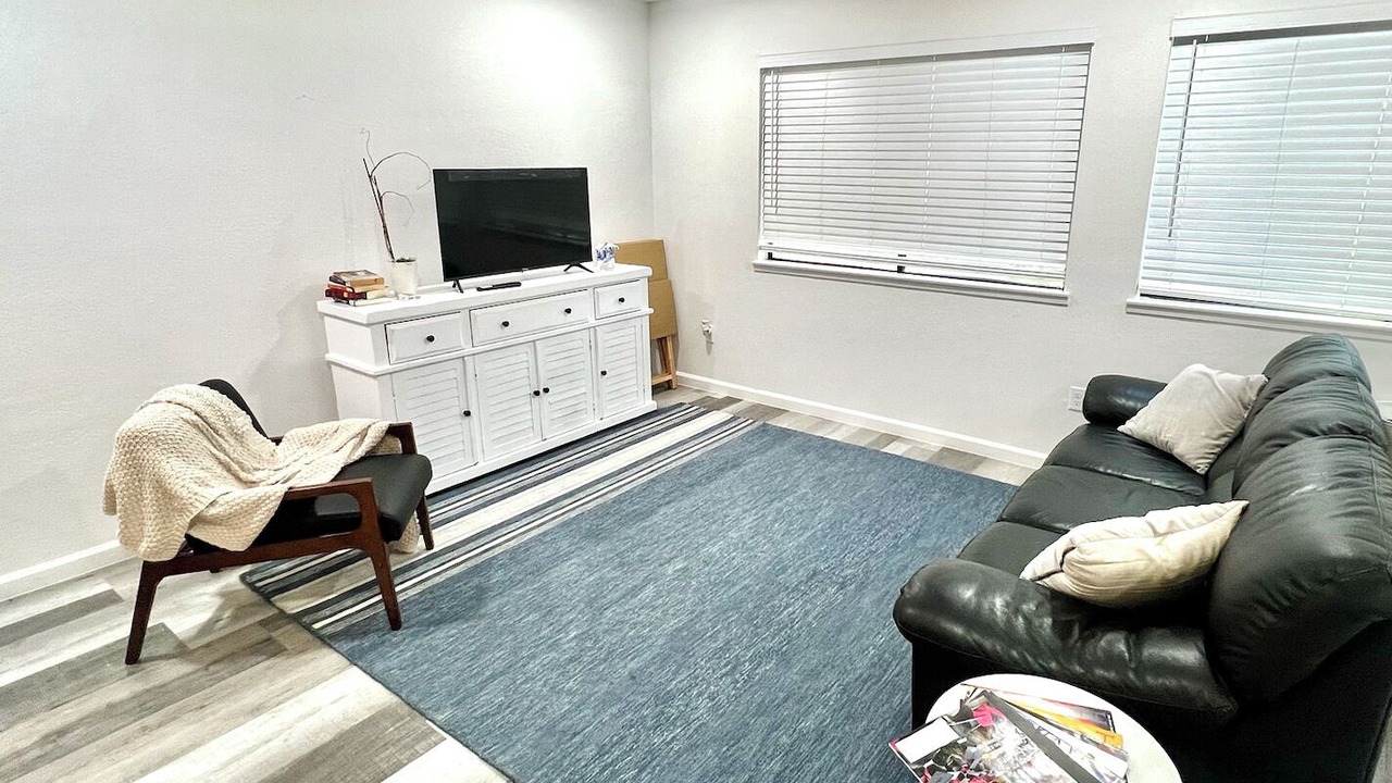 Photo of Livingroom in Bakersfield