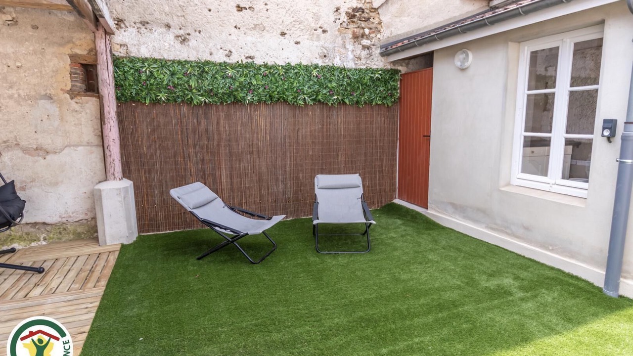 Photo of Patio Balcony in Cuis