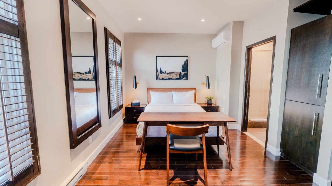 Photo of Bedroom in Latin Quarter