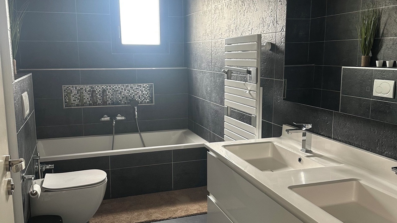Photo of Bathroom in Saint-Lys