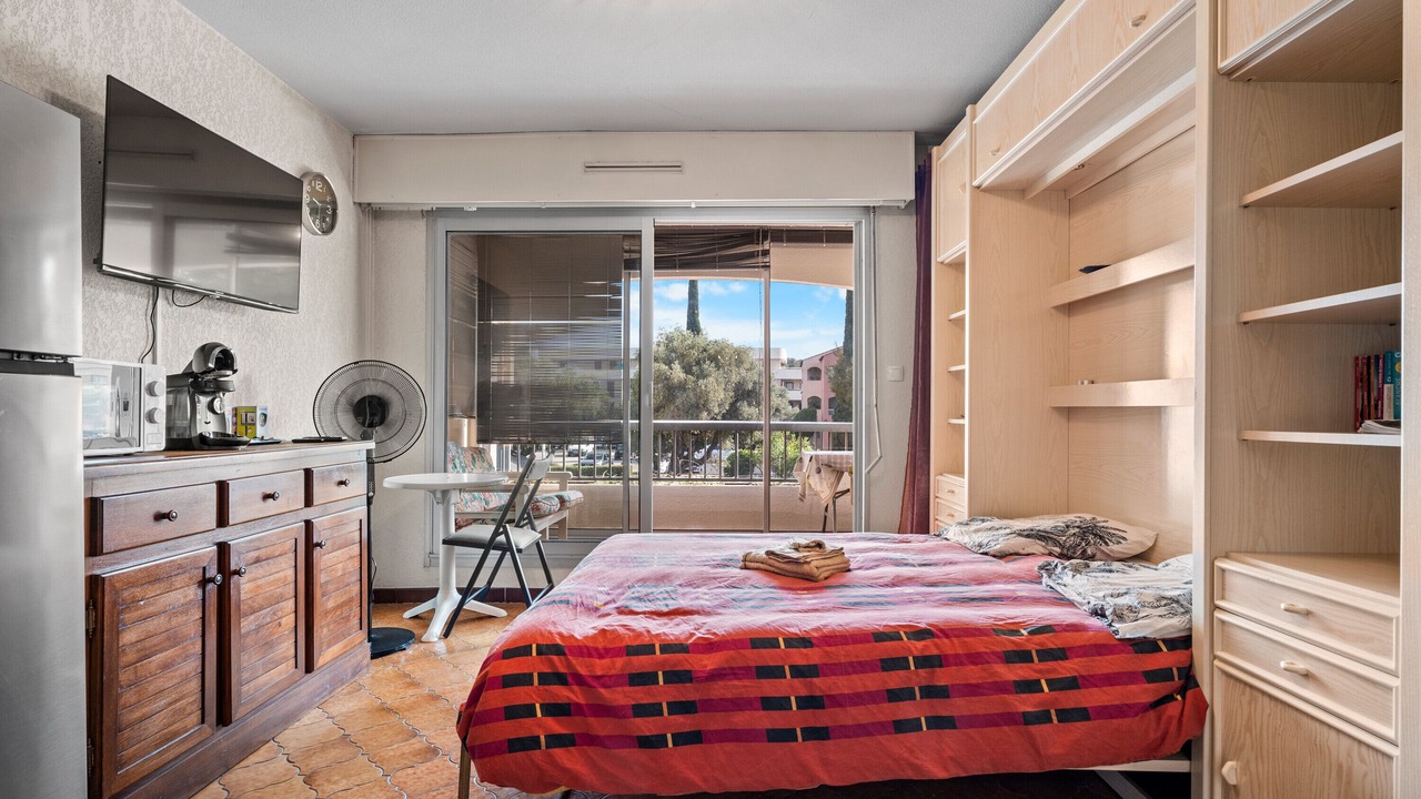 Photo of Bedroom in Saint-Mandrier-sur-Mer