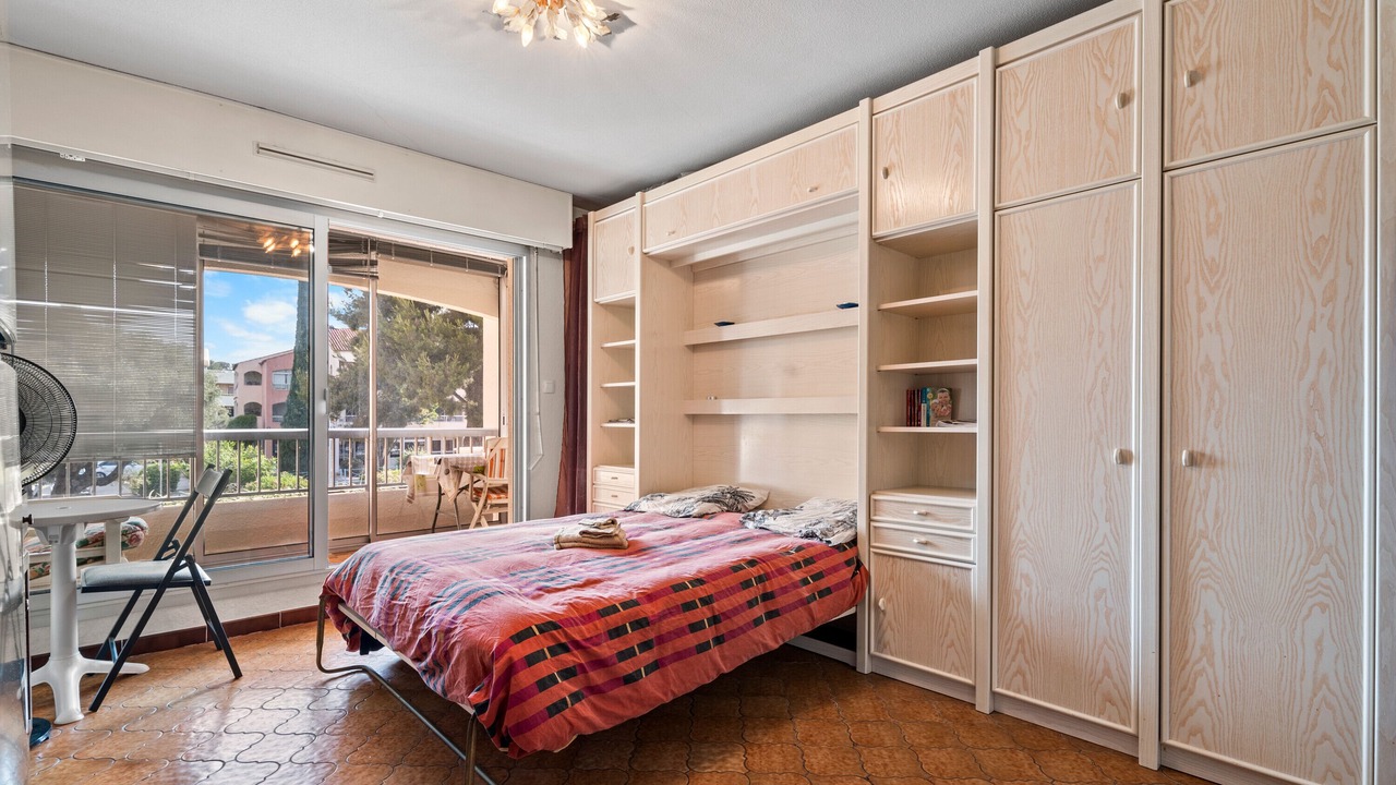 Photo of Bedroom in Saint-Mandrier-sur-Mer