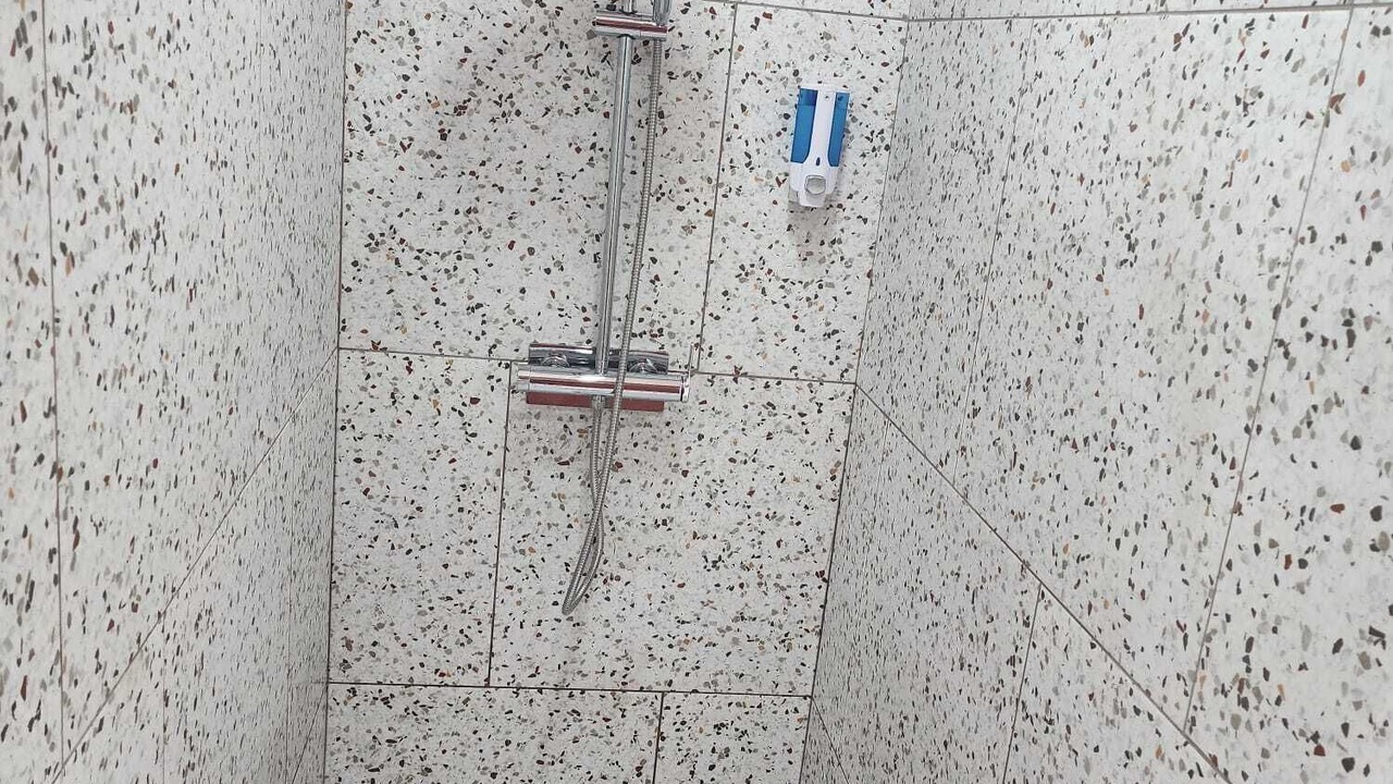 Photo of Bathroom in Sangatte