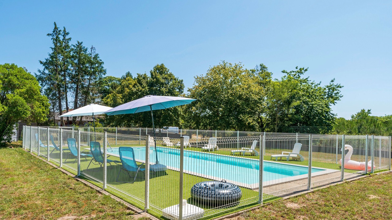 Photo of Outdoor in Lesperon