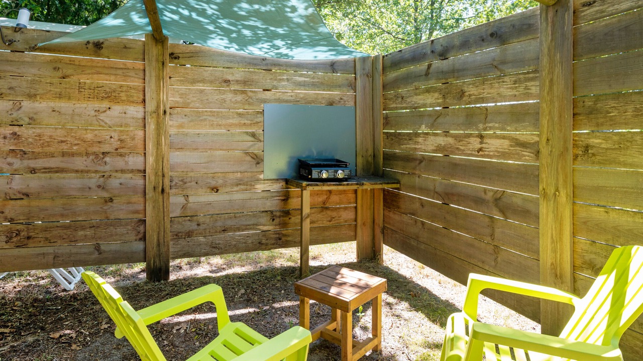 Photo of Outdoor in Lesperon