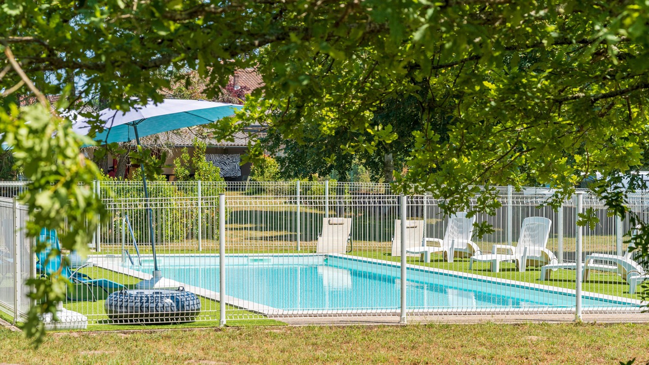 Photo of Outdoor in Lesperon