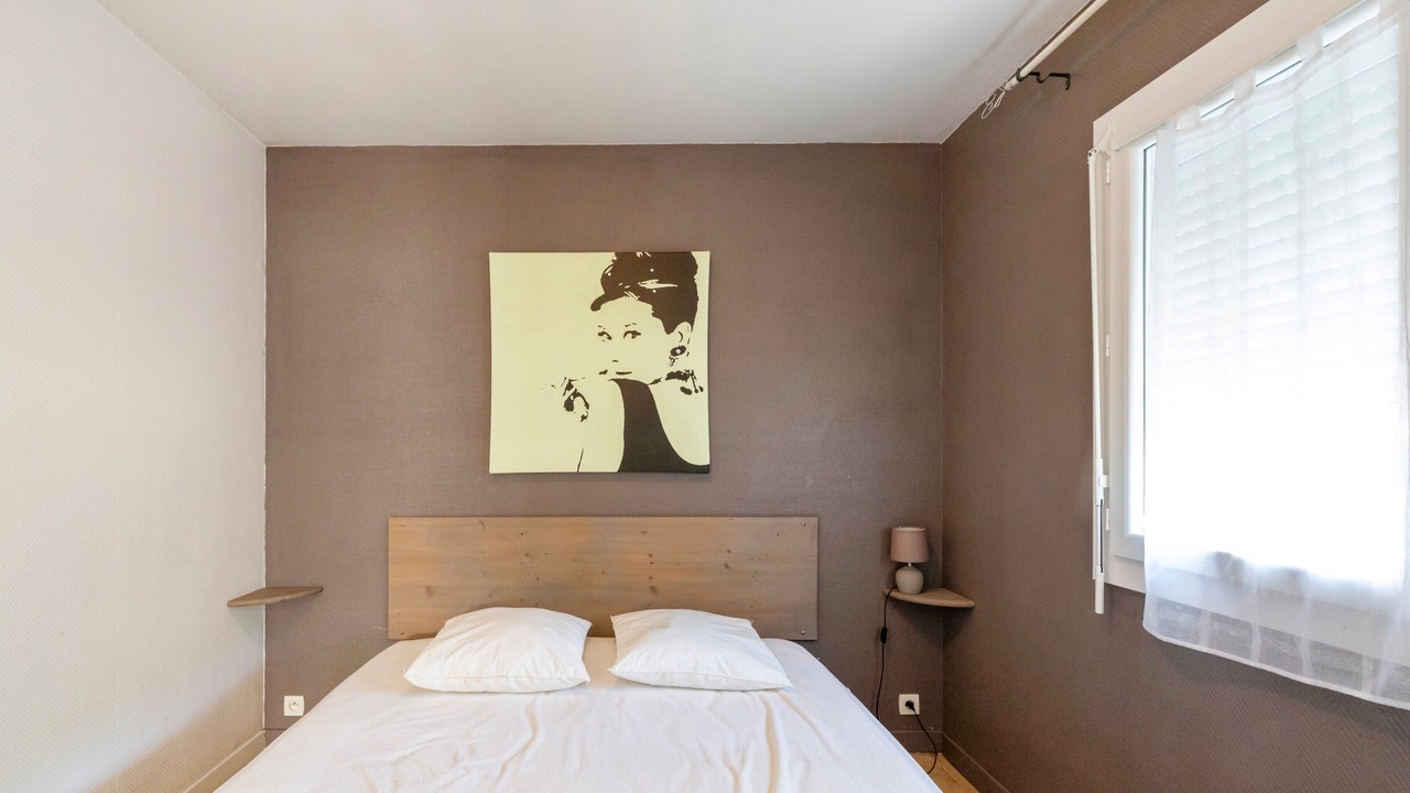 Photo of Bedroom in Lesperon
