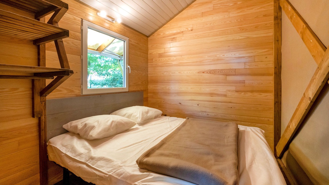 Photo of Bedroom in Lesperon