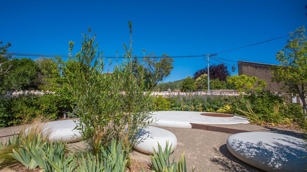 Photo of Outdoor in Le Val