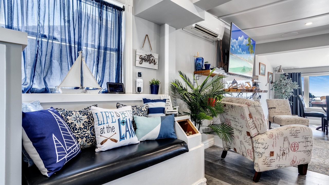Photo of Livingroom in Kingsville