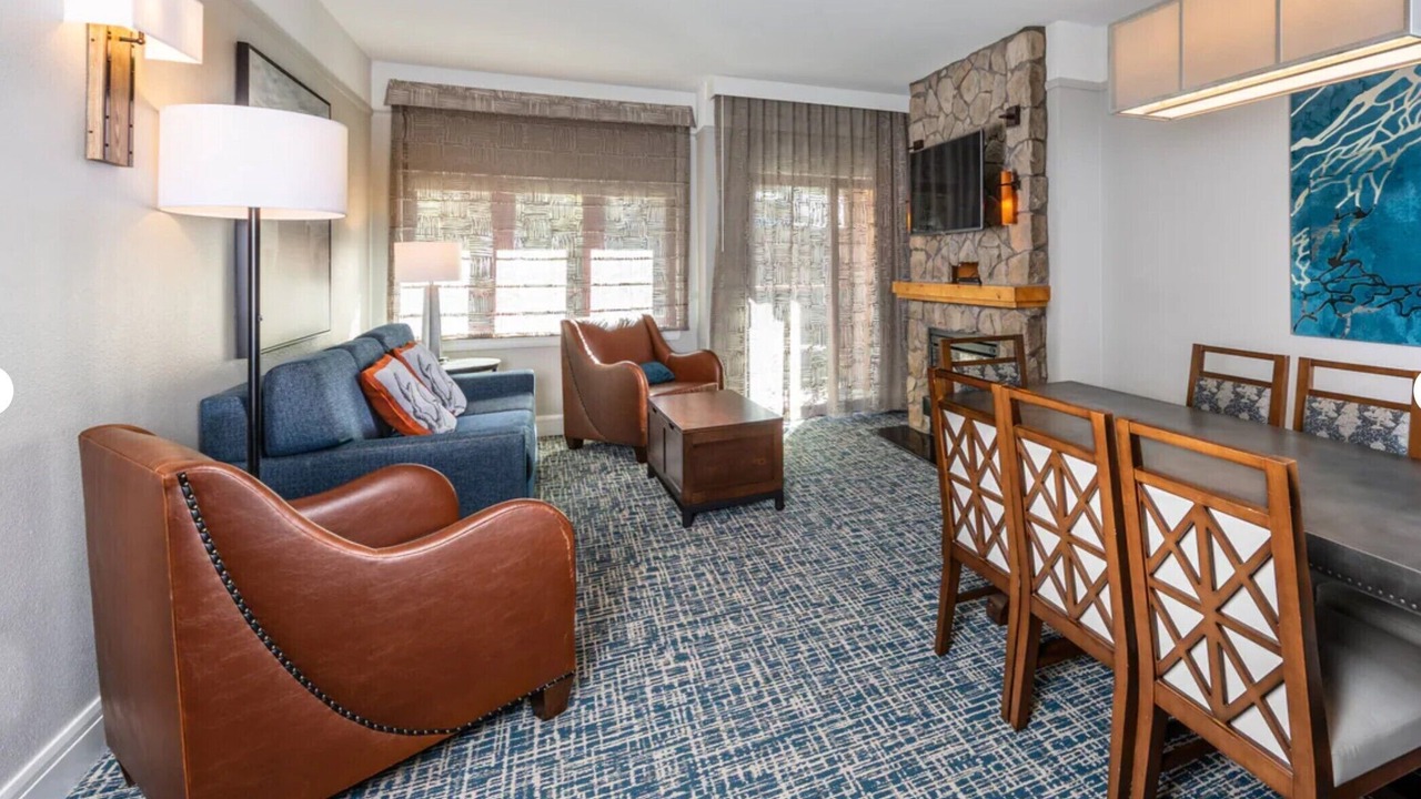 Photo of Livingroom in Lakeside Park