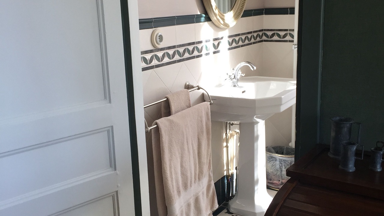 Photo of Bathroom in Senlis