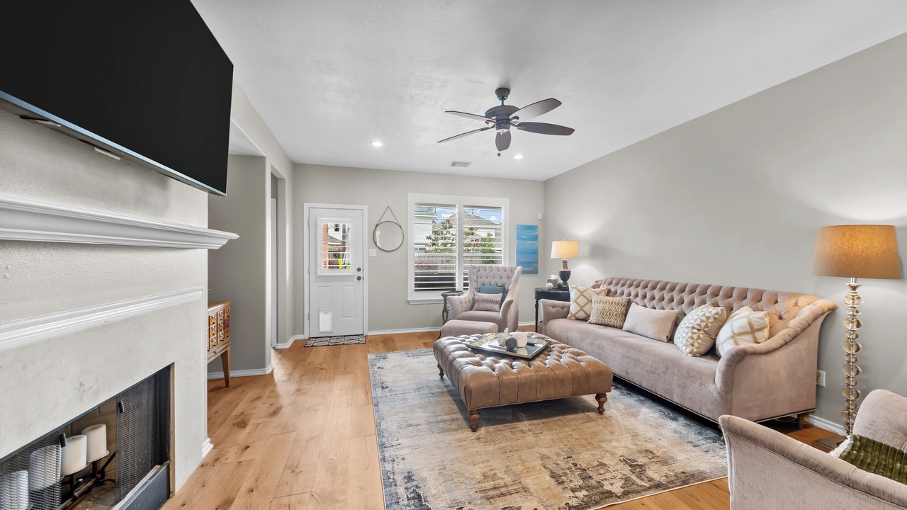 Photo of Livingroom in Tomball