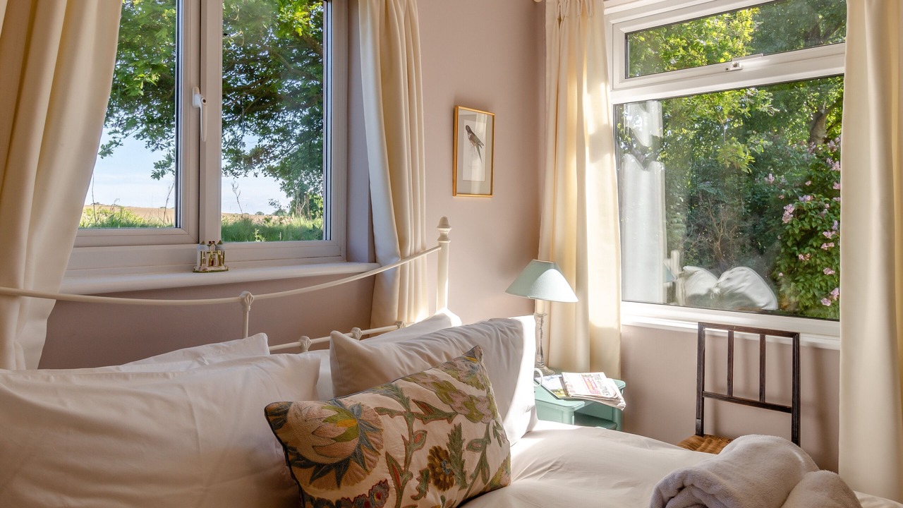 Photo of Bedroom in Fulmodeston