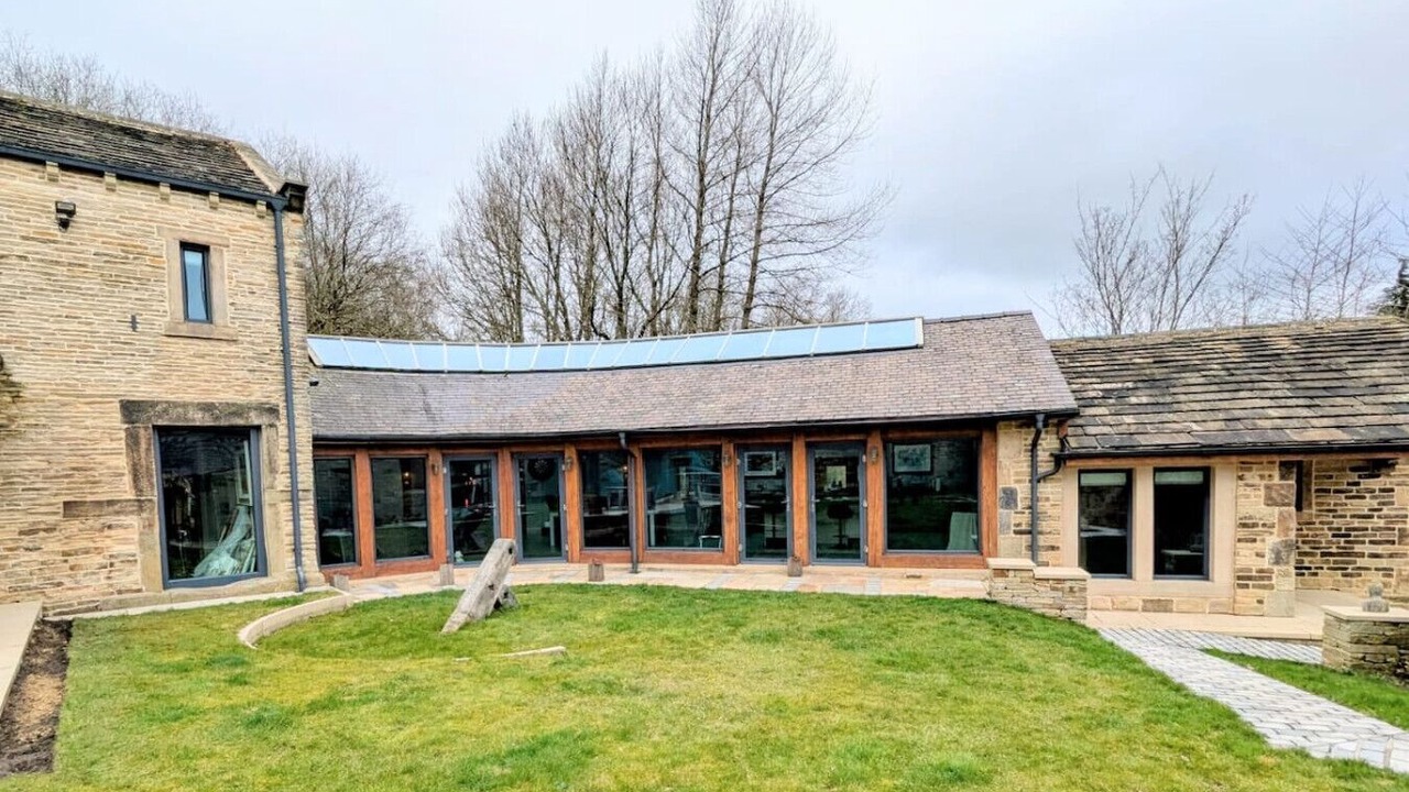 Photo of Outdoor in Honley