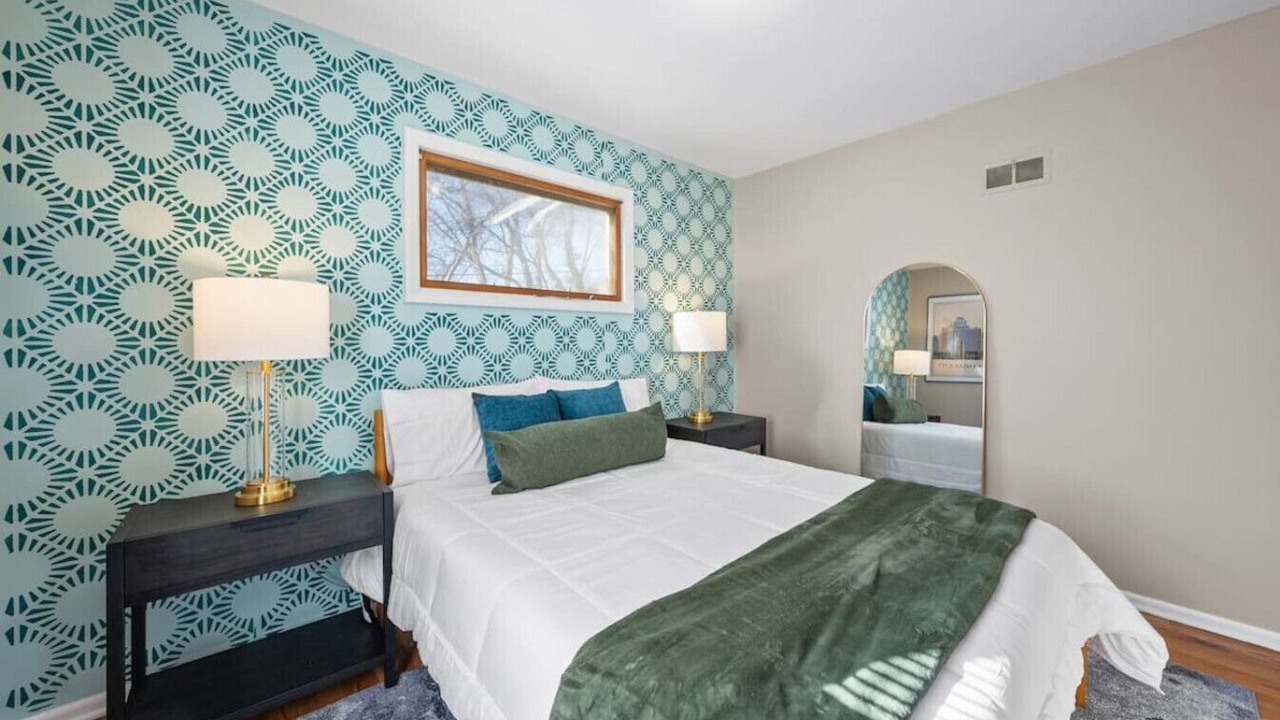 Photo of Bedroom in Rosedale