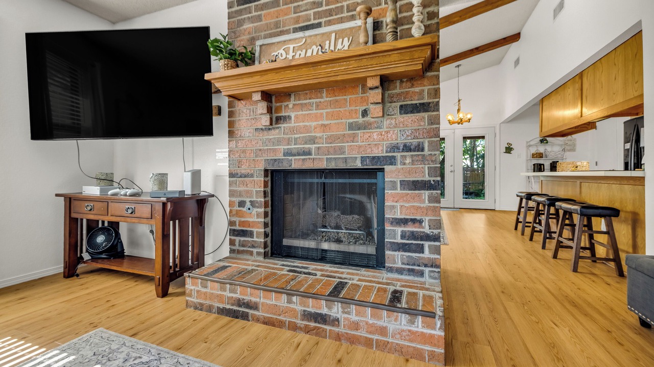 Photo of Livingroom in Broken Arrow